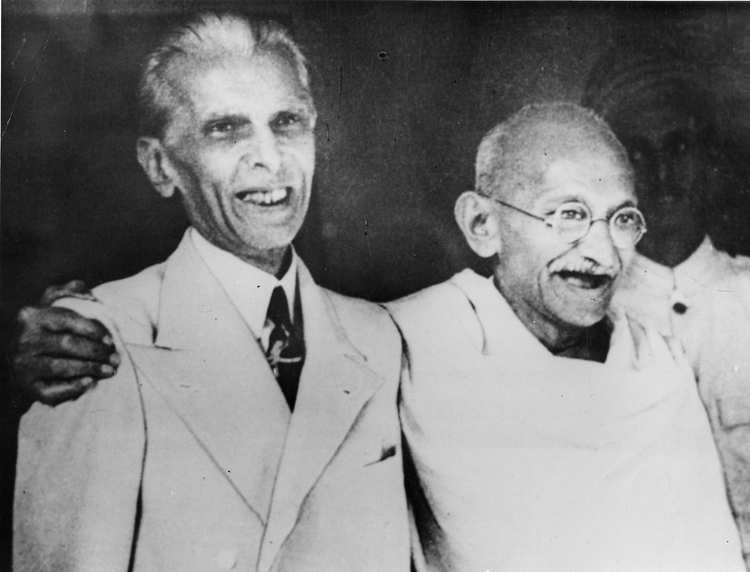 Photograph_of_Jinnah_with_Gandhi_in_1944_(Photo_429-17).jpg
