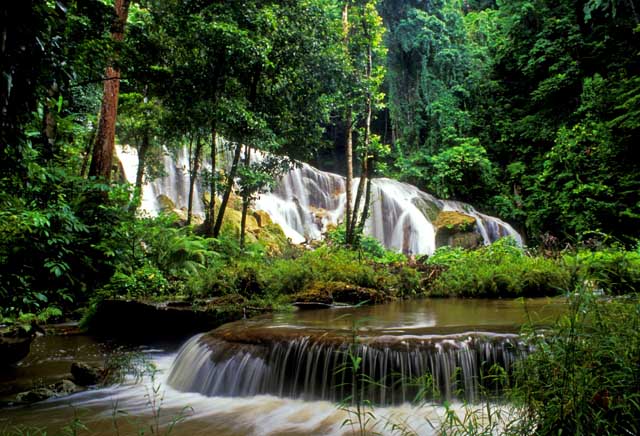 white-sur-falls-little-andaman-island.jpg