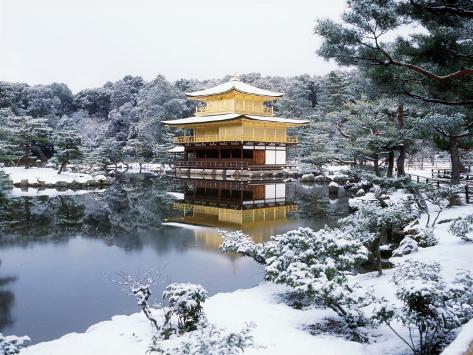 kinkakuji-temple-in-snow.jpg