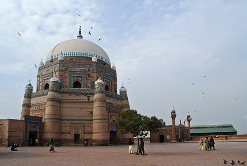 multan-shah-rukn-e-alam-01.jpg