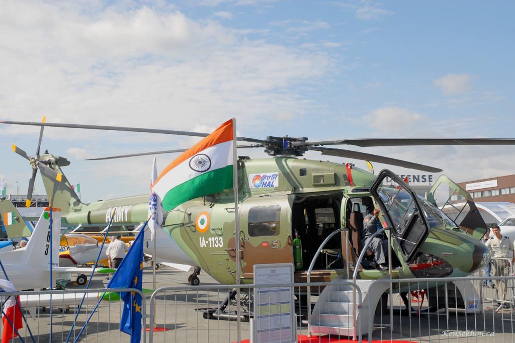 Hal-Dhruv-ParisAirshow2007-DSC_0039.jpg