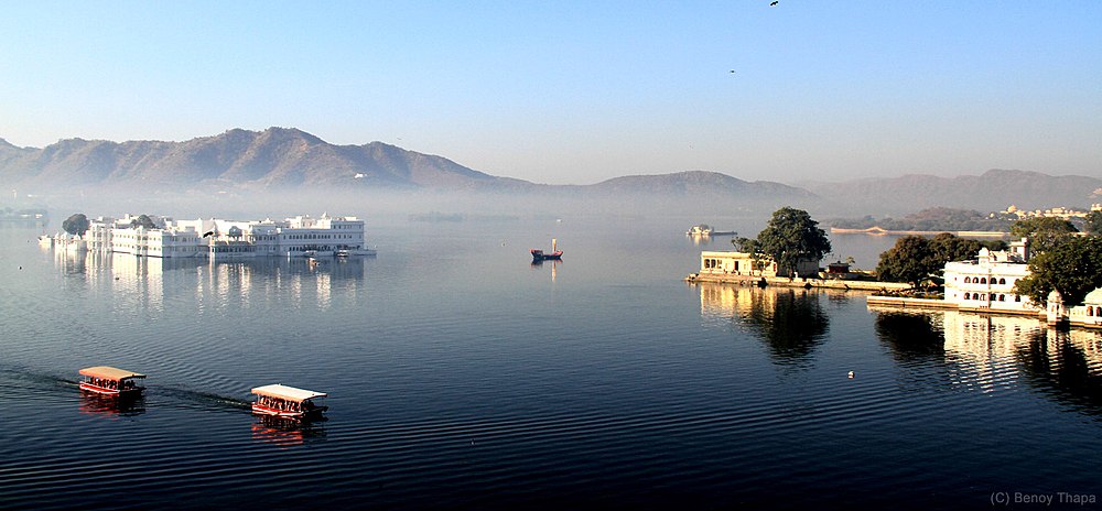 1000px-Lake-palace-udaipur-rajasthan.jpg