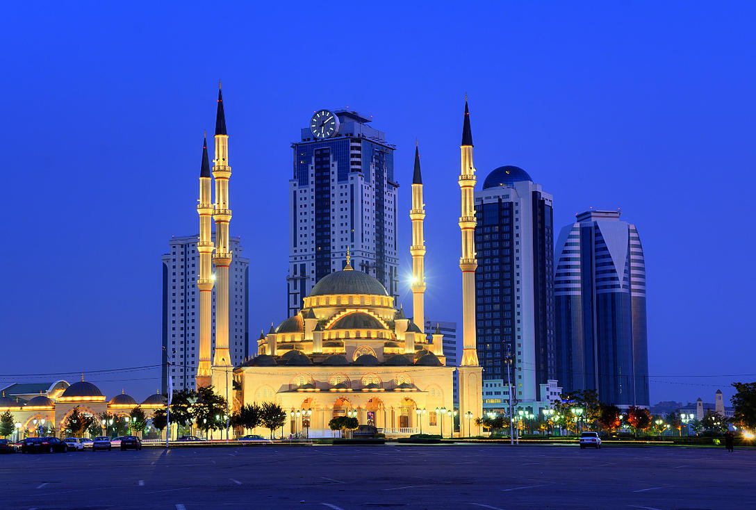 mosque_by_old_grozny-d5y9o7x.jpg