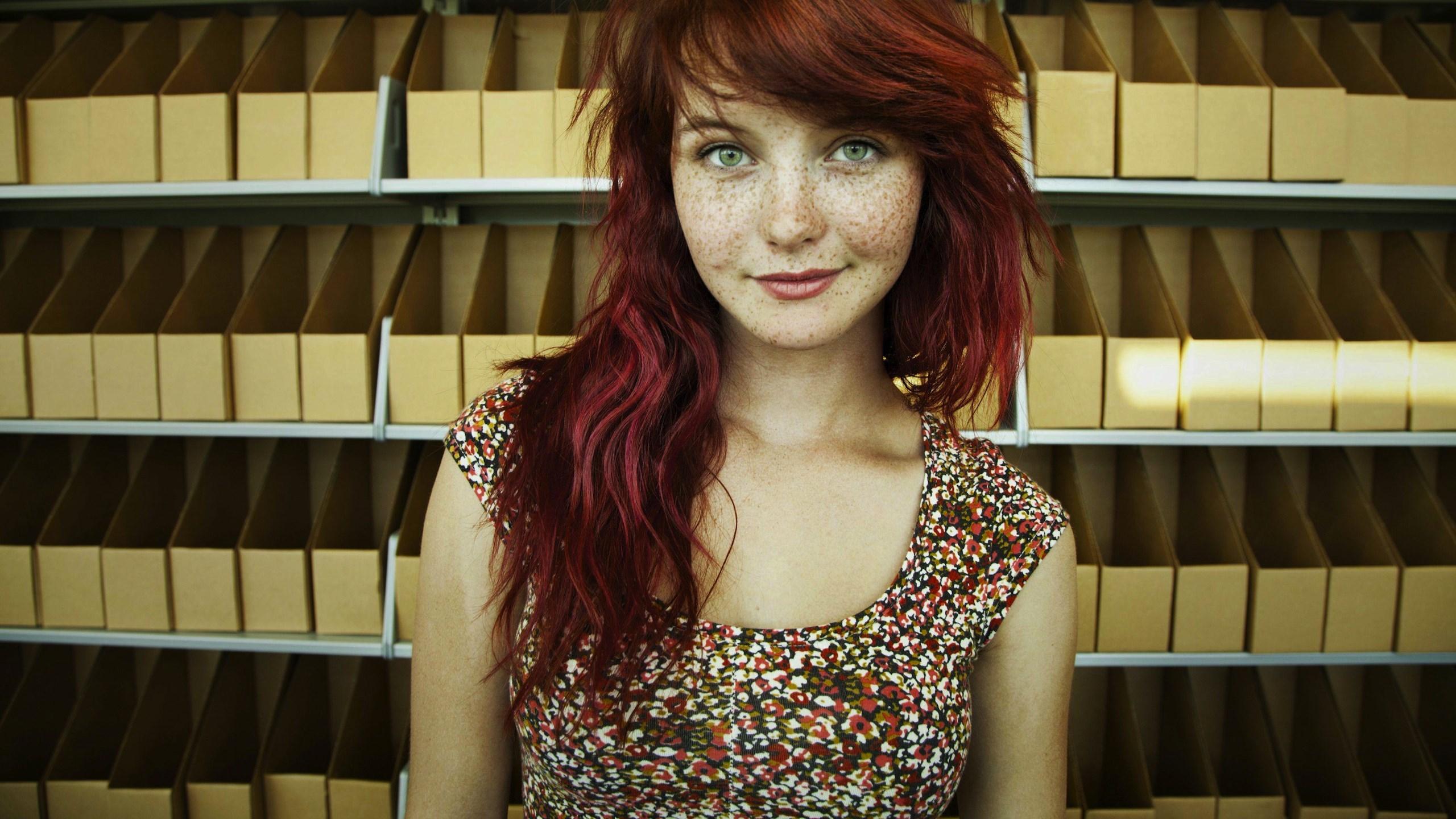 redhead-freckles-green-eyes-girl.jpg