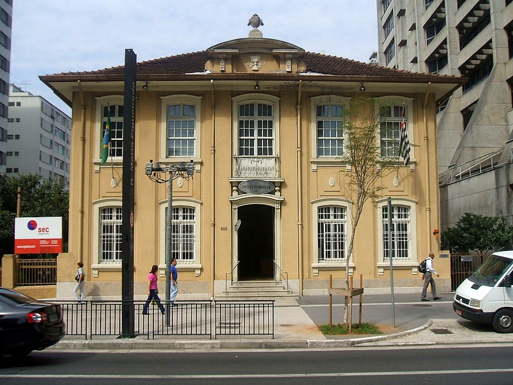 Instituto_Pasteur_01.JPG