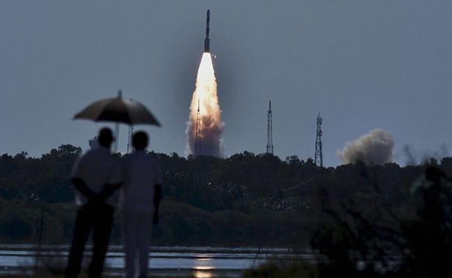 isro-launch_650x400_41466592392.jpg