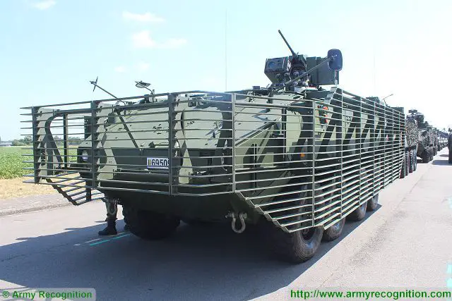 Belgian_army_unveils_upgrade_of_Piranha_3C_8x8_armored_personnel_carrier_with_slat_armour_640_002.jpg