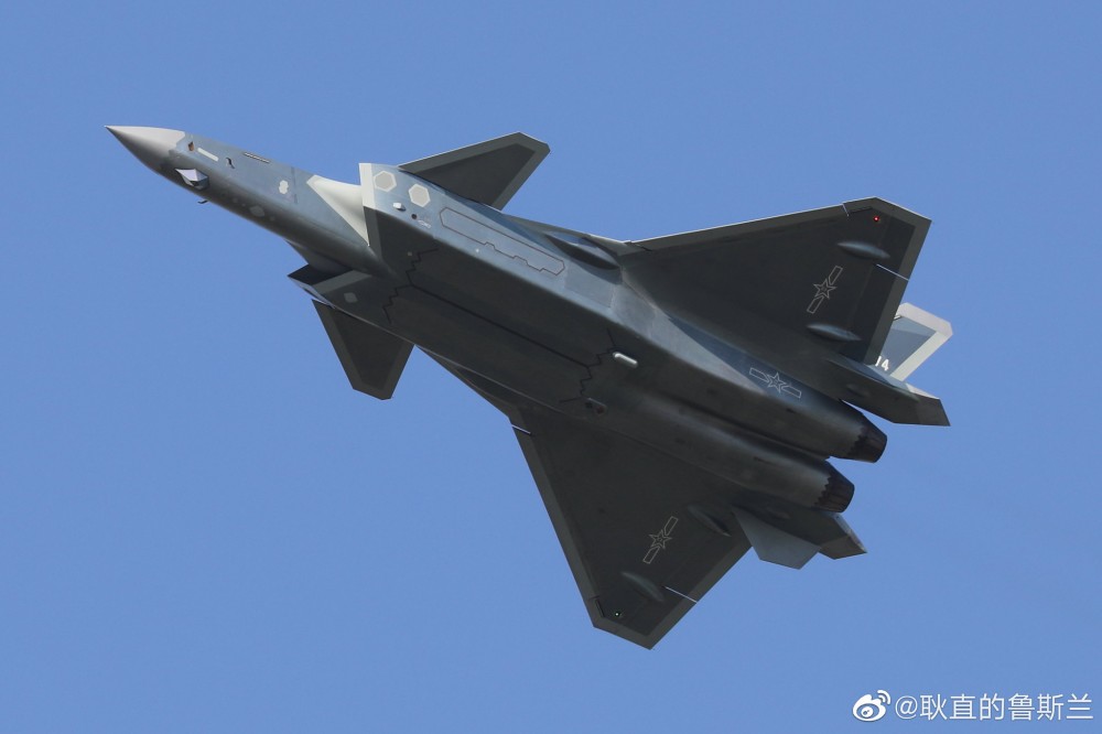 j-2011.jpg