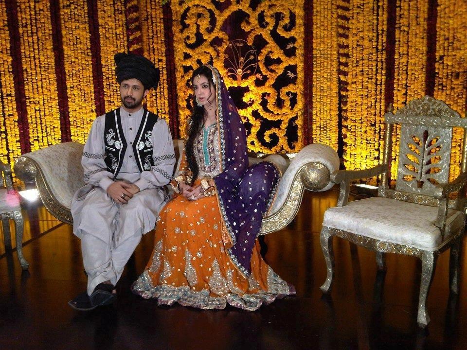 atif-aslam-mehndi-26.jpg