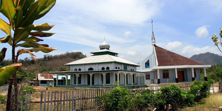 1034129Masjid-dan-Gereja780x390.jpg