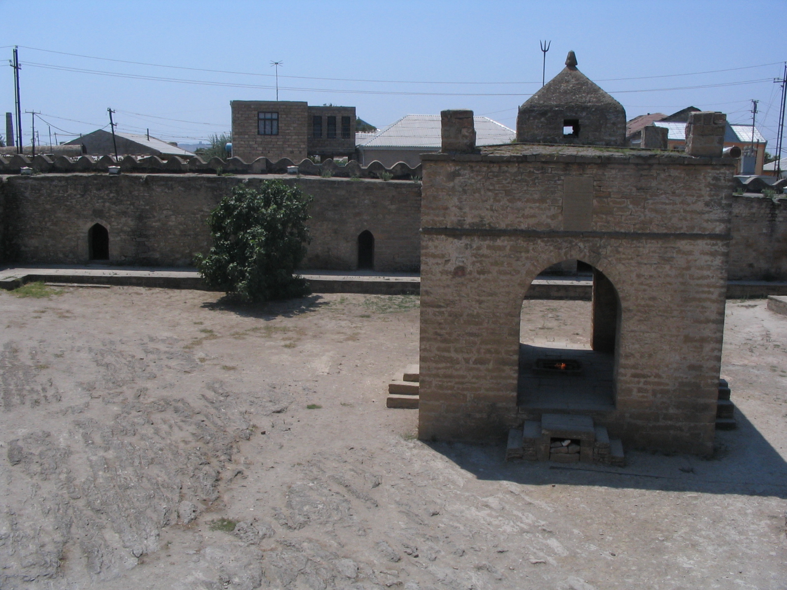 Atashgah_Fire_Temple.jpg