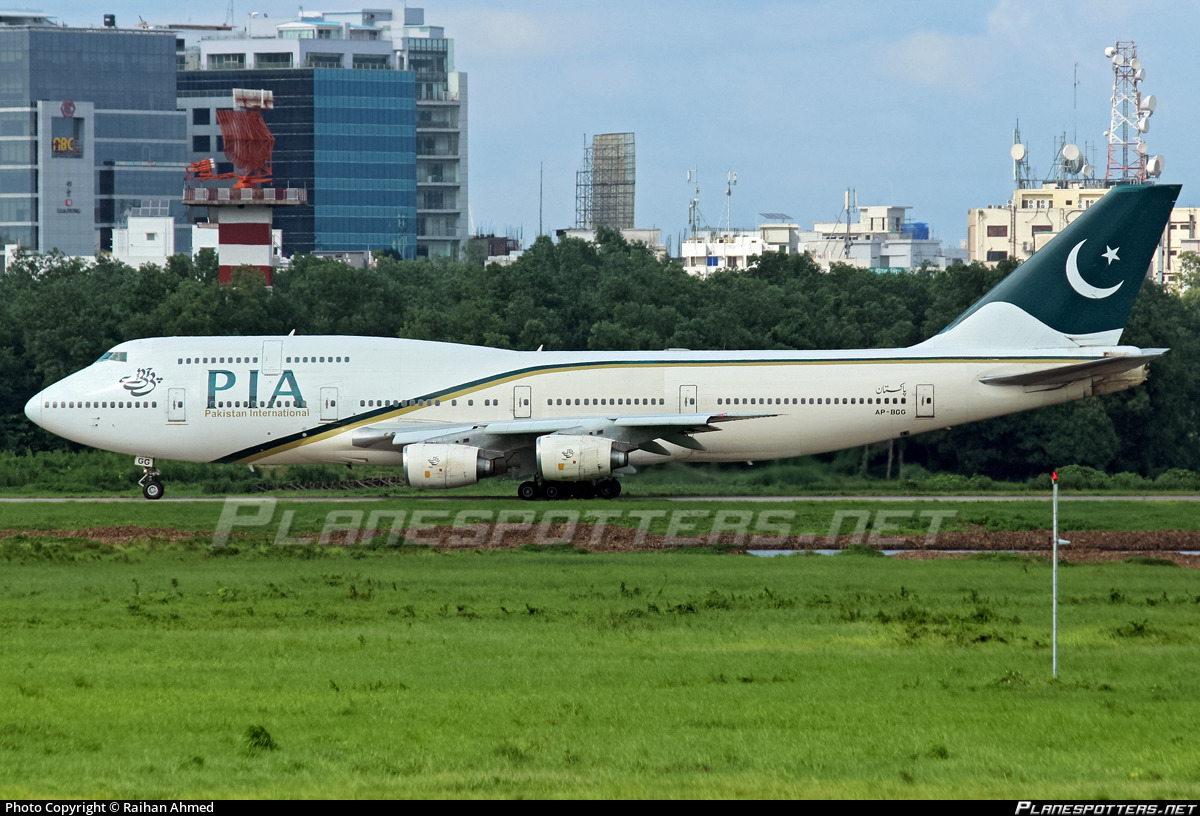 ap-bgg-pia-pakistan-international-airlines-boeing-747-367_PlanespottersNet_651991_a01e6d2932.jpg
