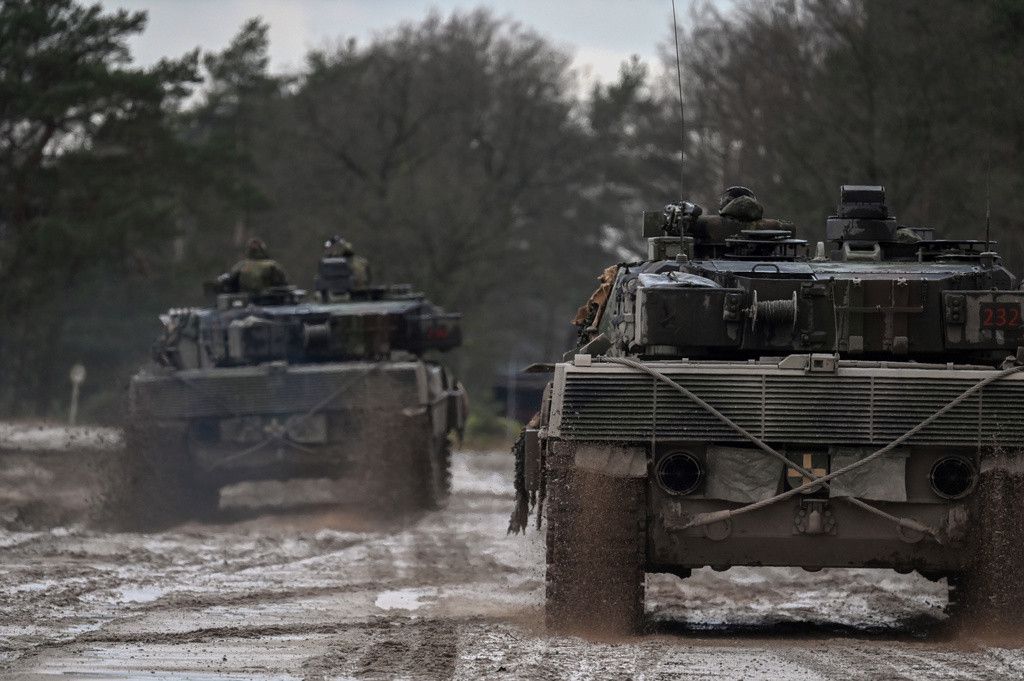 Wie steht es um die Verteidigungsfähigkeit der Schweiz? 25 Leopard-2-Panzer will Bundesrätin Viola Amherd nach Deutschland weitergeben, 46 stillgelegte Panzer sollen modernisiert werden.