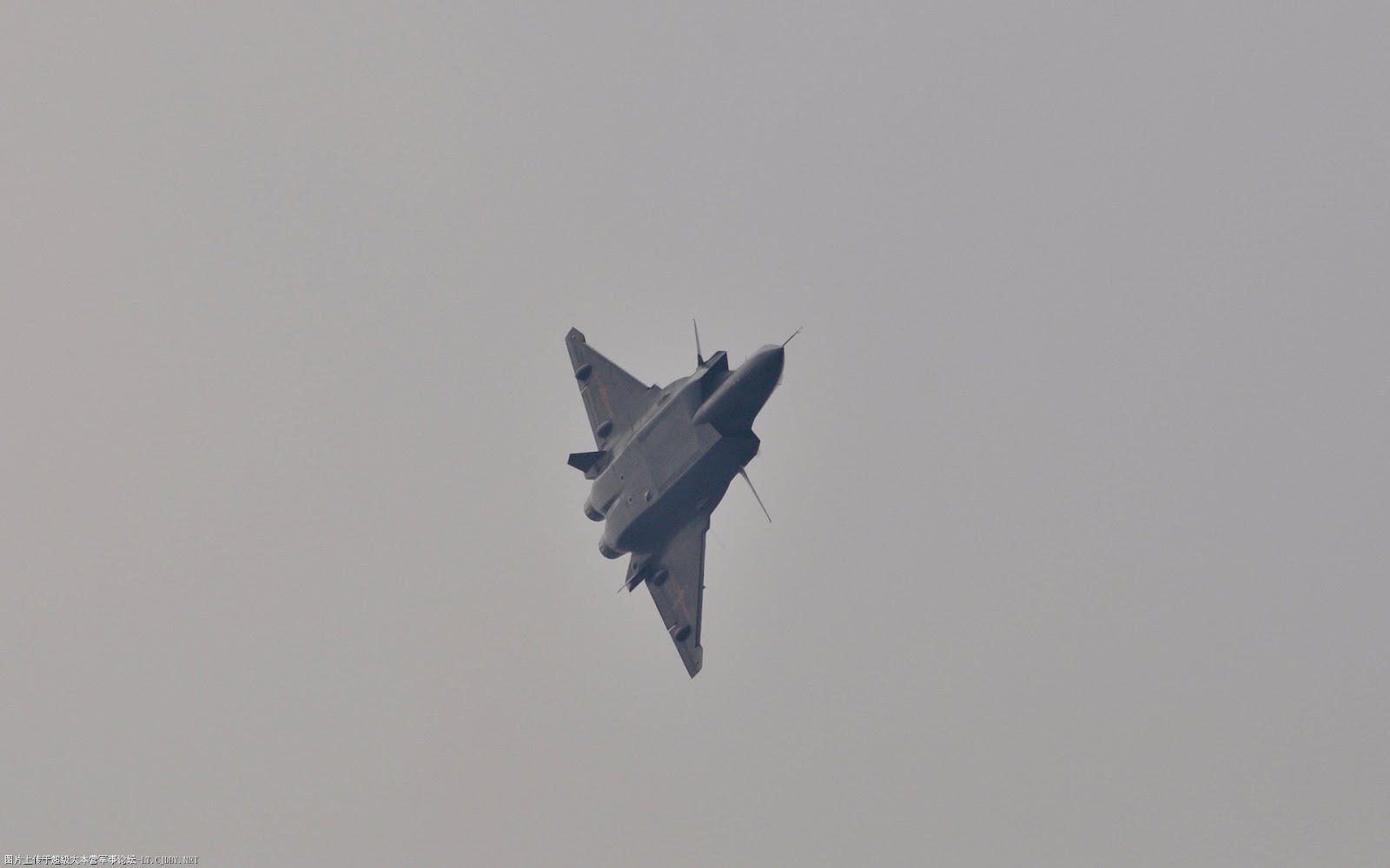 China%27s+J-20+Stealth+Fighter+Jet_2.jpg