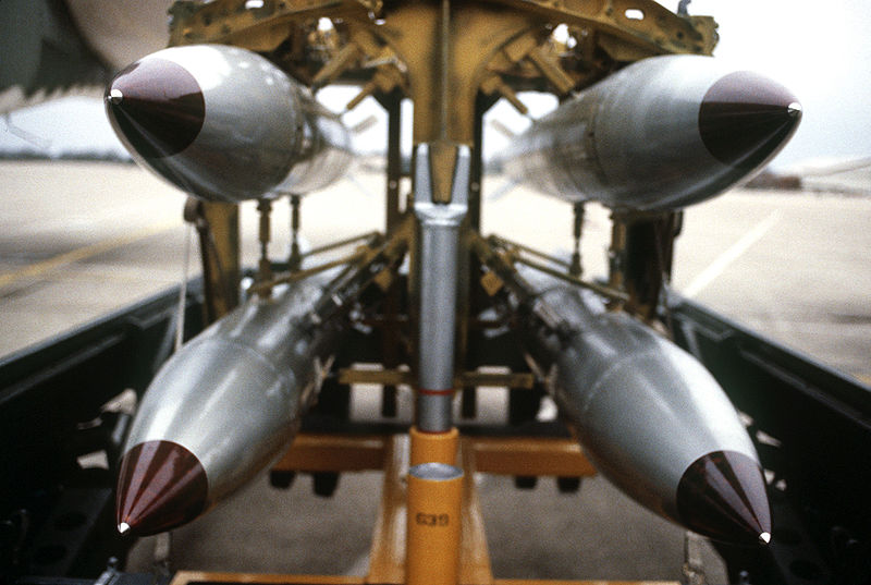 800px-b-61_bomb_rack.jpg