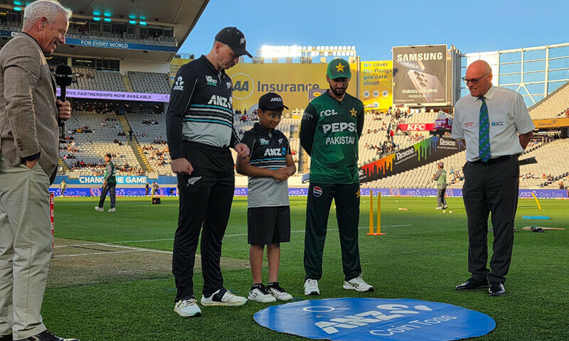 New Zealand men’s captain Michael Bracewell and Pakistan men’s captain Salman Ali Agha during the toss before the third T20I between Pakistan and New Zealand on March 21. — X/TheRealPCB