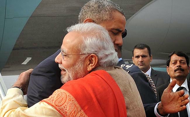 barackObama_NarendrNTRJRaModi_hug_650_afp.jpg