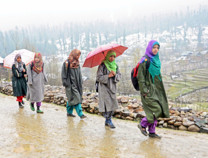 kashmirgirlsschoolbccl_1461310128.jpg