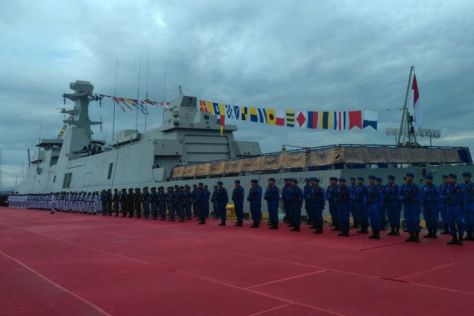 panglima-tni-marsekal-tni-hadi-tjahyanto-meresmikan-kapal-perang-republik-indonesia-kri-i-gusti-ngurah-rai-332-di-dermaga-timur-benoa-denpasar-bali-rabu-10012018-kompas.jpeg