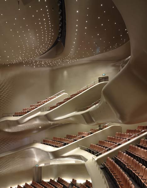 dzn_Guangzhou-Opera-House-by-Zaha-Hadid-Architects-89.jpg