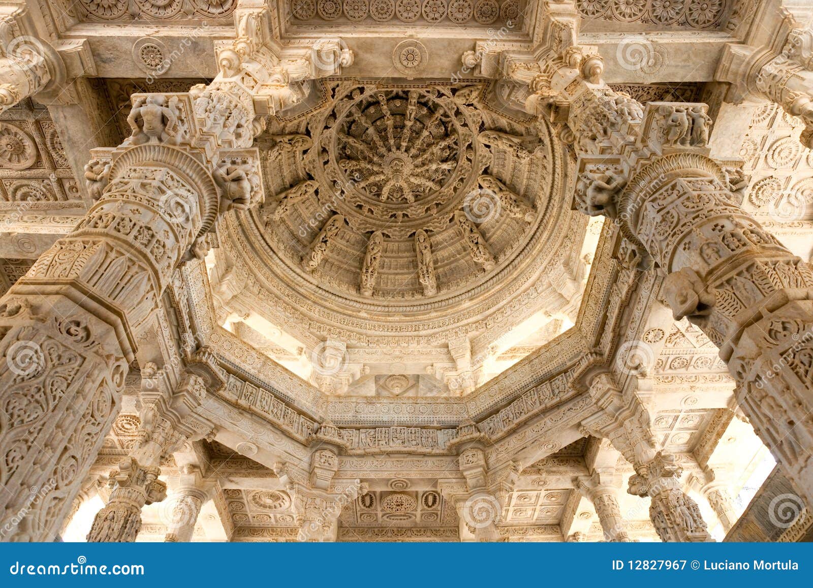 ranakpur-jain-temple-rajasthan-12827967.jpg