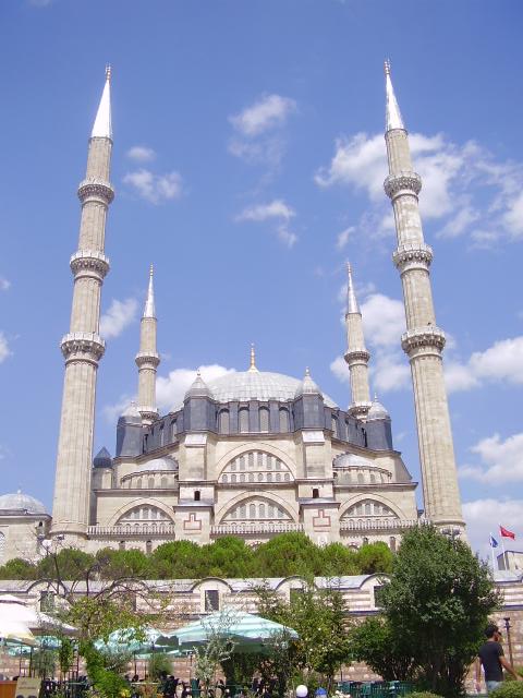 Salimiye_Masjid.jpg