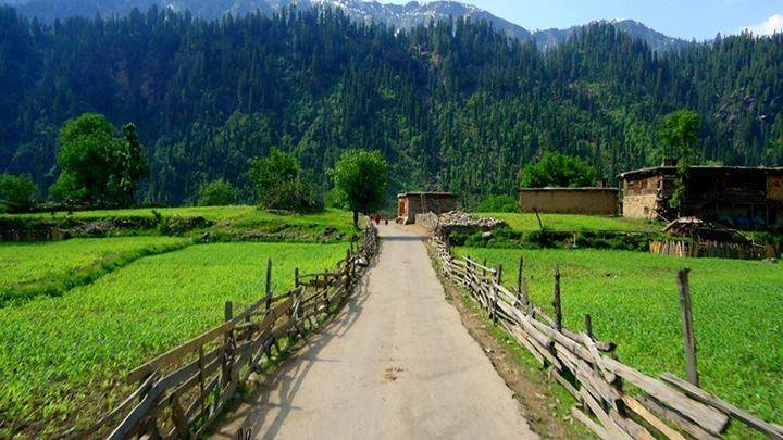 beautiful-kel-village-neelum-valley-pakistan.jpg