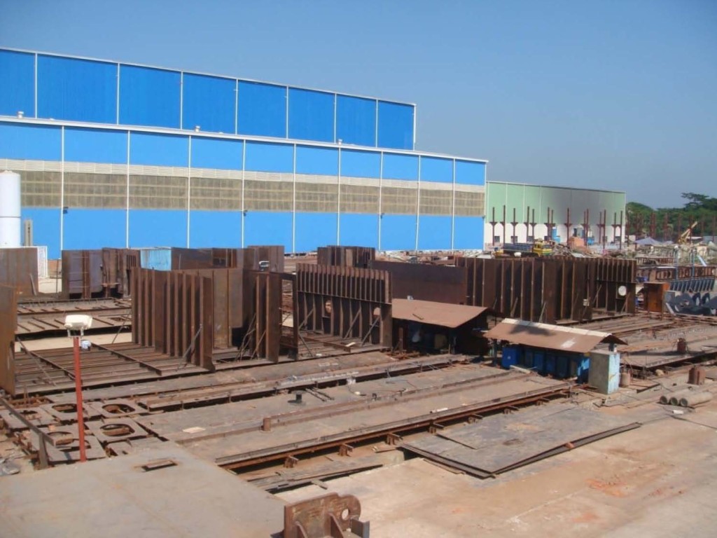 Fabrication-Yard_Page_3-1024x768.jpg