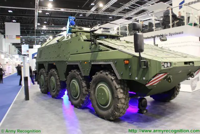 Rheinmetall_HEL_High-Energy_Laser_weapon_station_mounted_on_Boxer_8x8_armoured_vehicle_640_001.jpg