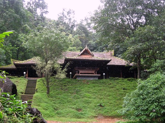 traditional-kerala-houses.jpg