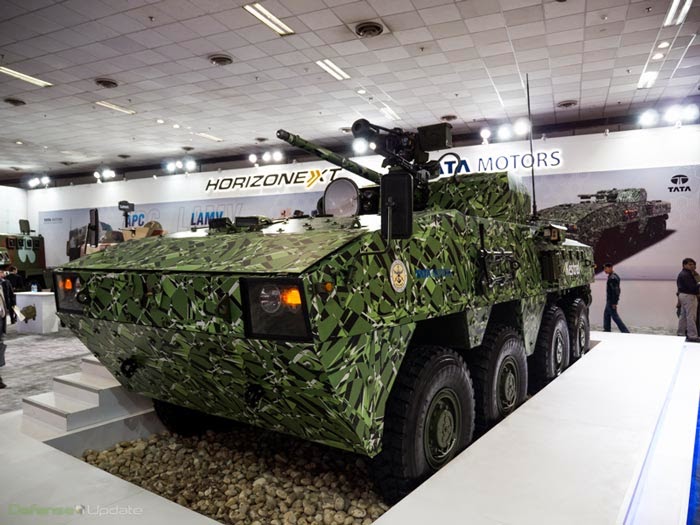 The+Kestrel+LARV+was+displayed+at+DEFEXPO+mounting+a+Kongsberg+40mm+remotely+controlled+carrying+two+Javelin+missiles+2.jpg