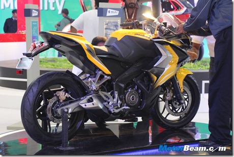 bajaj-pulsar-ss400_thumb.jpg%3Fw%3D460%26h%3D308