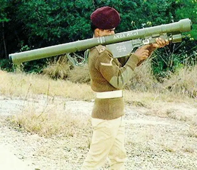 Anza_Mk-I_man-portable_air_defense_missile_system_manpads_Pakistan_Pakistani_army_defense_industry_640_001.jpg