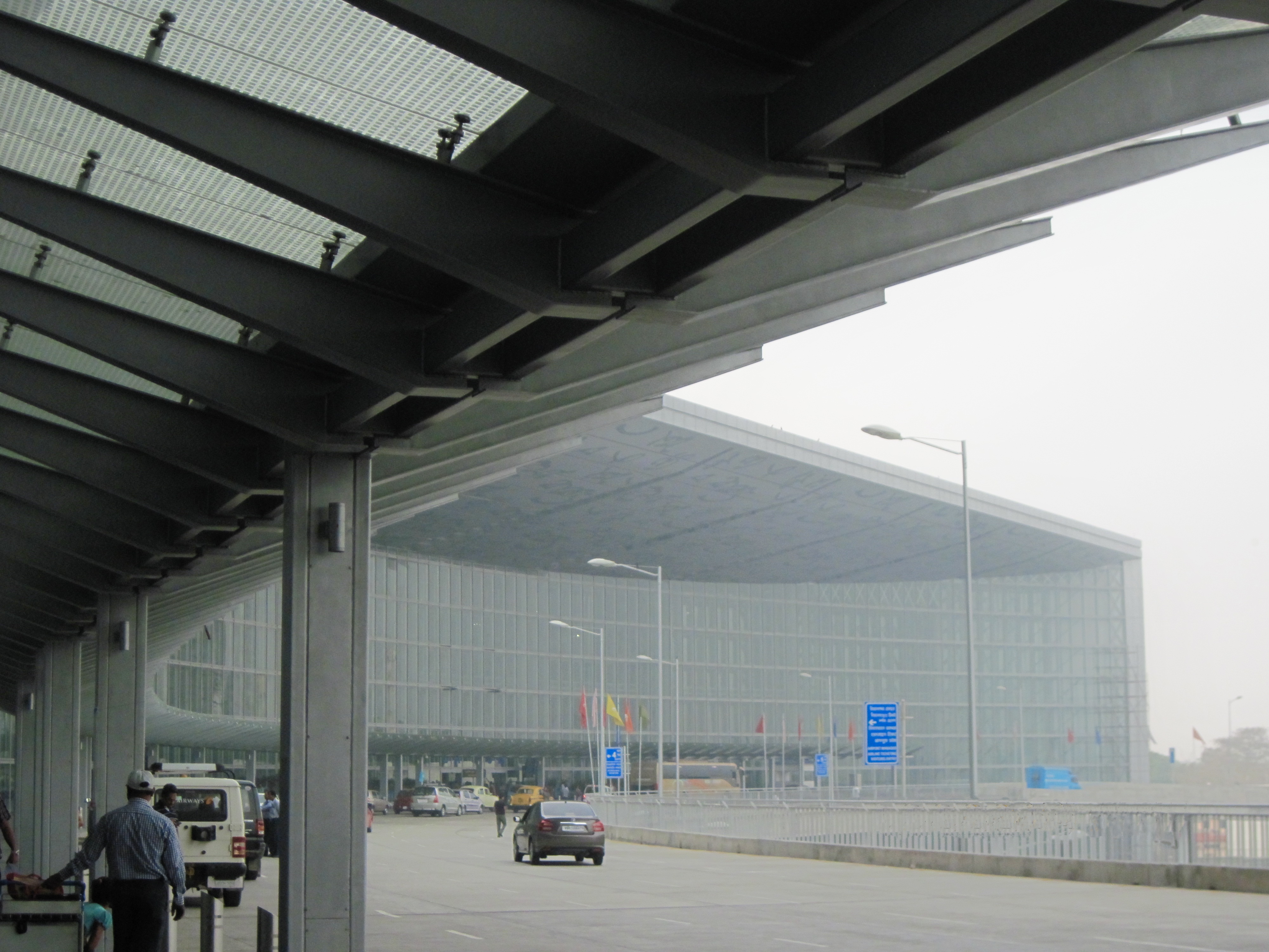 Kolkata_Airport_New_Terminal_Outside_view.JPG