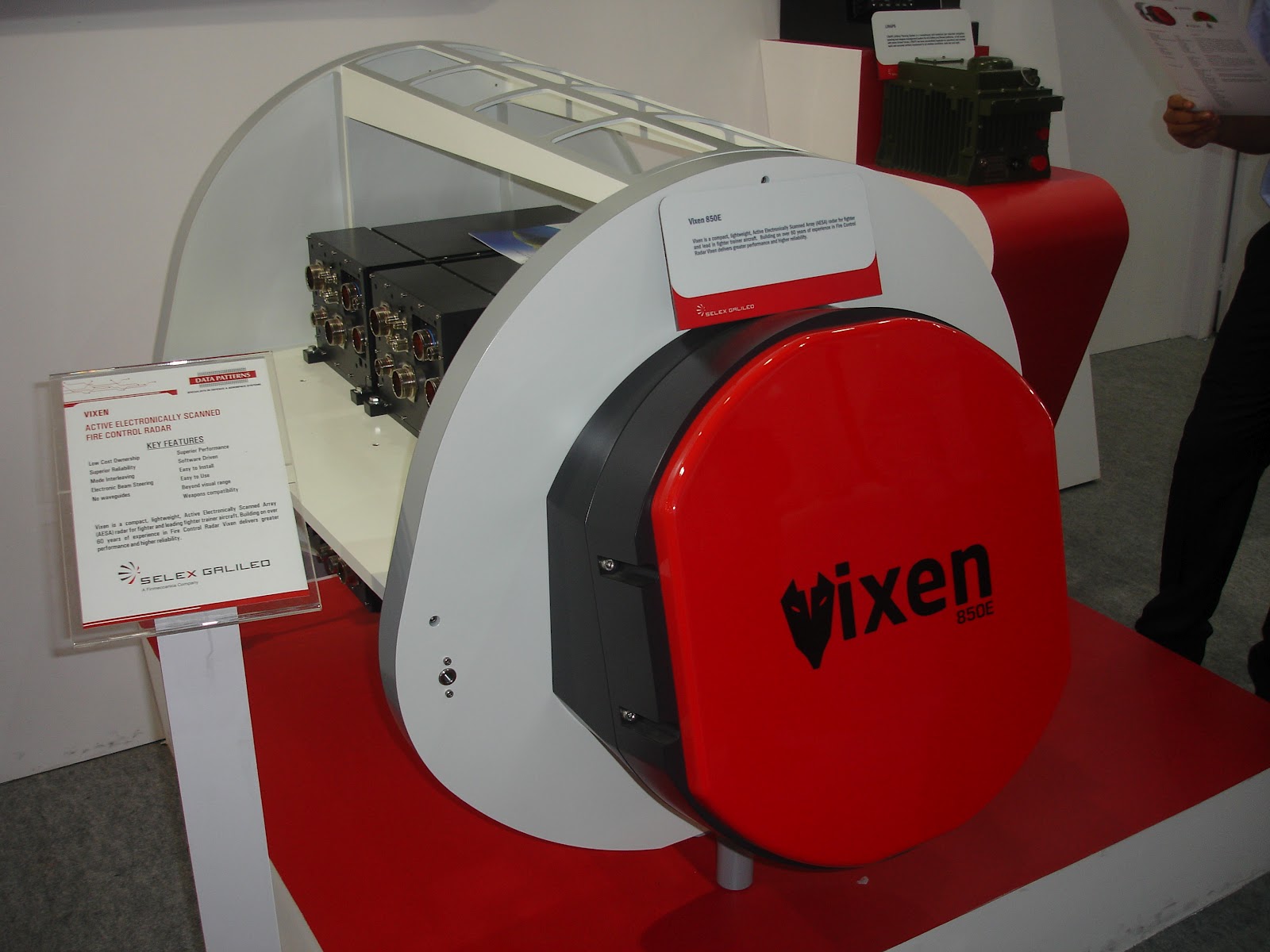 Vixen+850E+AESA-MMR+proposed+for+Tejas+Mk2.JPG