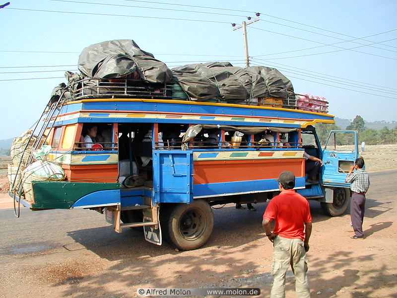 01%20Bus%20Vientiane-Luang%20Prabang.jpg