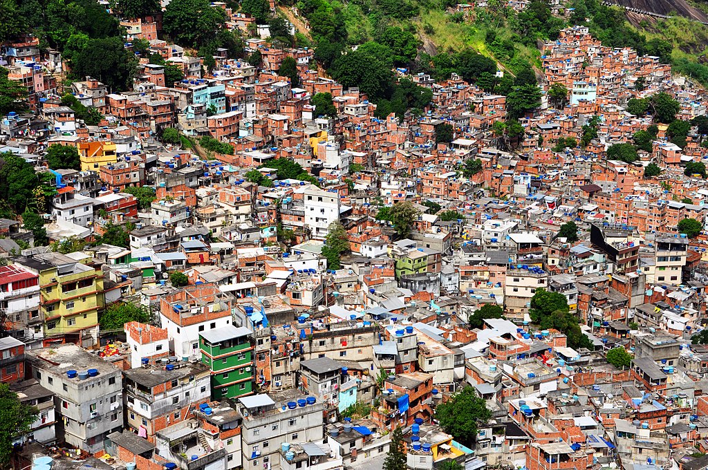 1024px-1_rocinha_favela_closeup.JPG