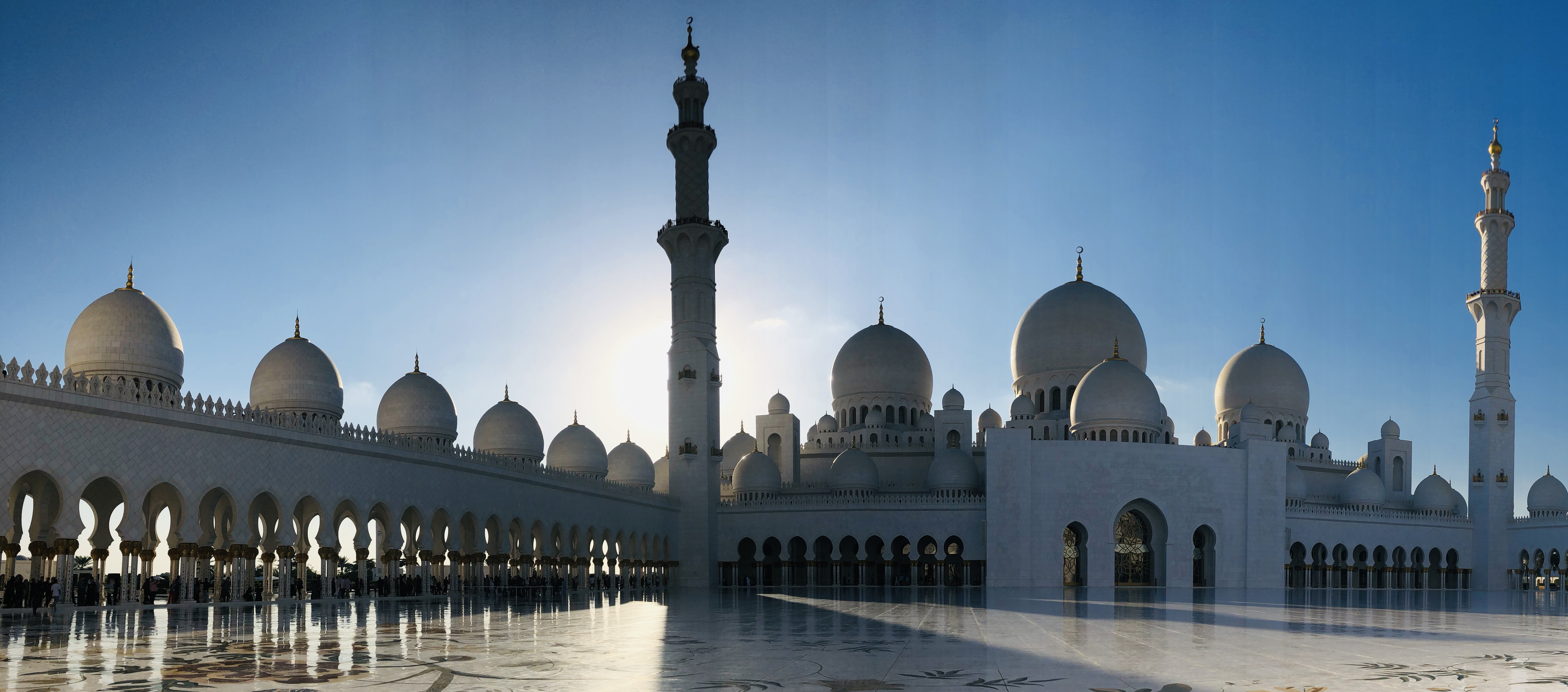 Sheikh_Zayed_Grand_Mosque.jpg