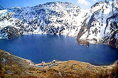 tsomgo-lake-sikkim.jpg