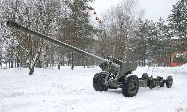 M-46_M1954_130mm_towed_field_artillery_gun_Russia_Russian_army_defence_industry_military_technology_640.jpg