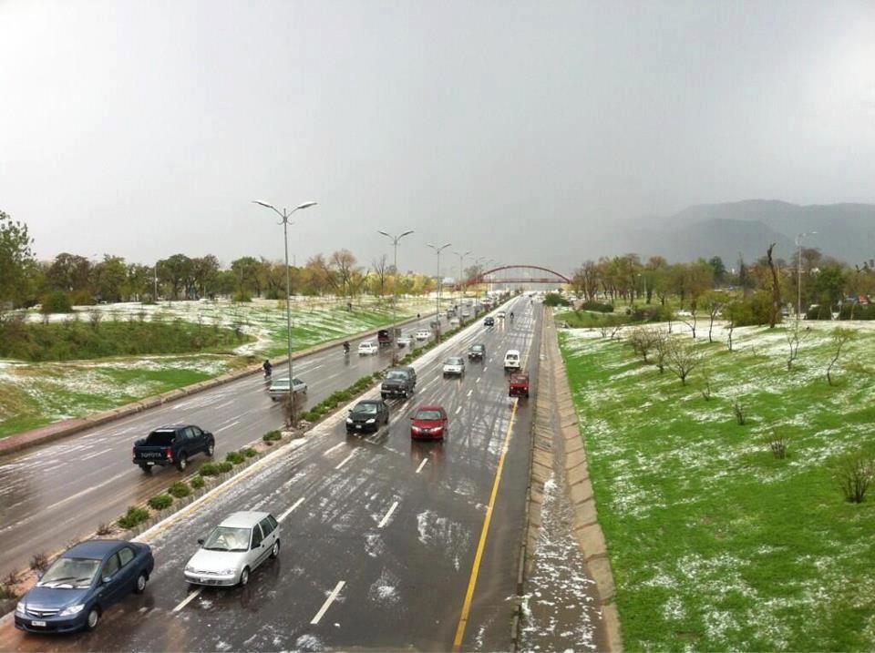 Islamabad-Hailstorm-2.jpg