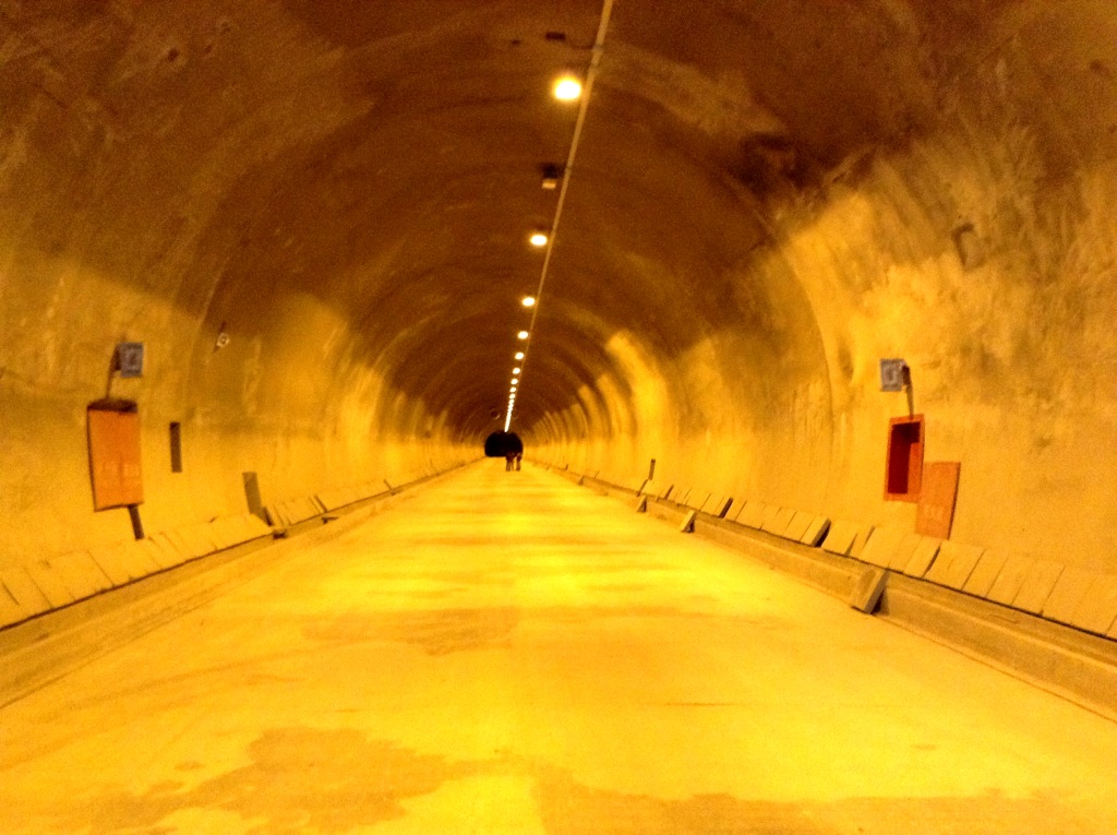 Tunnel-No-2.jpg