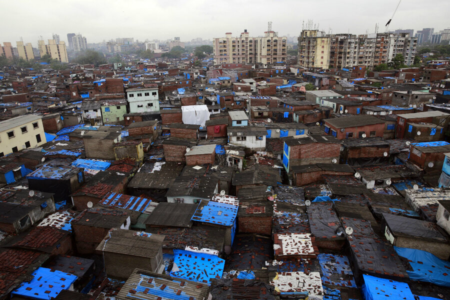 1054279_1_2014-mumbai-slums_standard.jpg