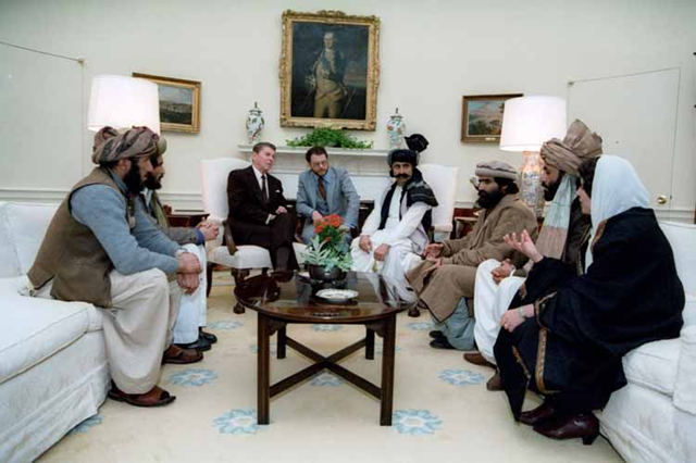 taliban-haqqni-in-white-house.jpg