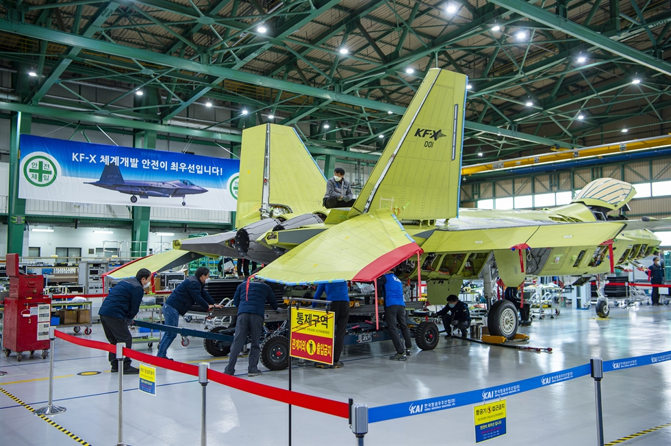 The first prototype of South Korea's indigenously developed next generation fighter jet KF-X is being assembled at the Korea Aerospace Industries (KAI) headquarters in Sacheon, South Gyeongsang Province, Feb. 24. Courtesy of Defense Acquisition Program Administration