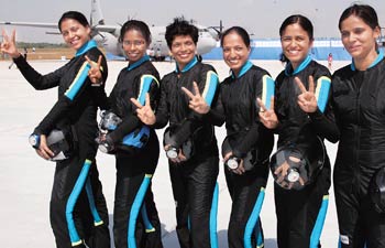 indian-air-force-all-women_350_100711123941.jpg