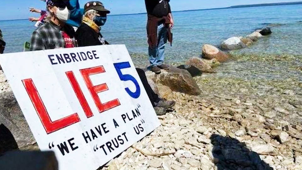 h9-protesters-evict-enbridge-line-5-after-defying-orders.jpg