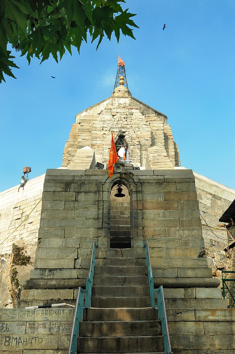 800px-The_Ancient_Shankaracharya_Temple_%28Srinagar%2C_Jammu_and_Kashmir%29.jpg