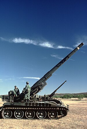 300px-US_Army_M107_Howitzer.JPEG