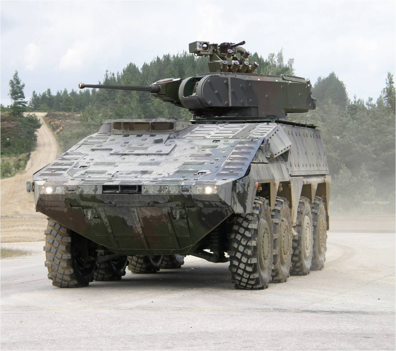 kmw_boxer_ifv_02b%282%29.jpg